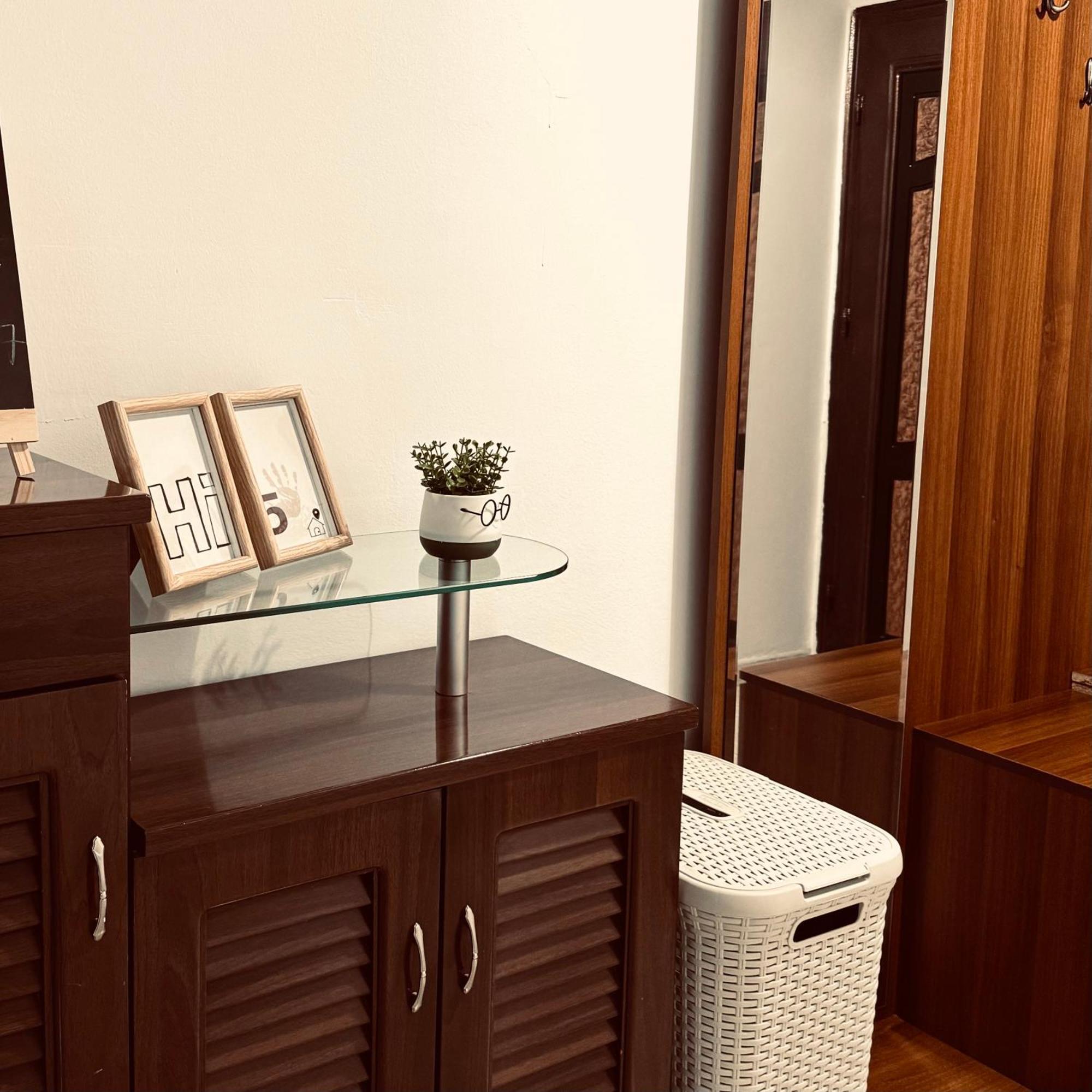 Hi5 Rooms 티라나 외부 사진